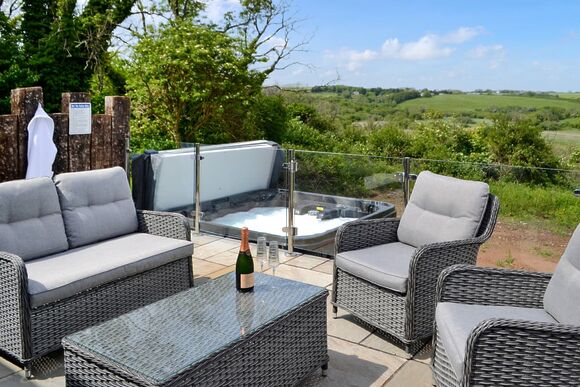 Cariad Y Mor Lodge - Penally Grange, Tenby