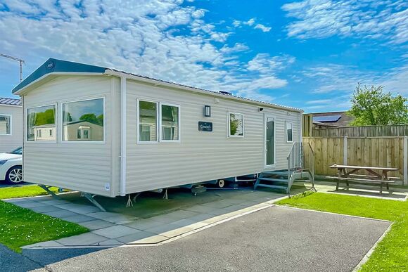 Super Deluxe - Pencnwc Holiday Park, Nr New Quay, Cardiganshire
