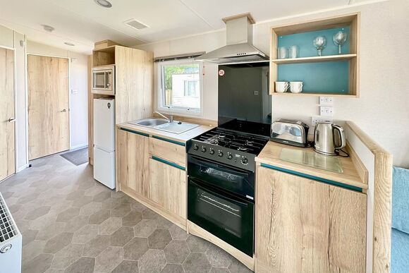 Super Deluxe - Pencnwc Holiday Park, Nr New Quay, Cardiganshire