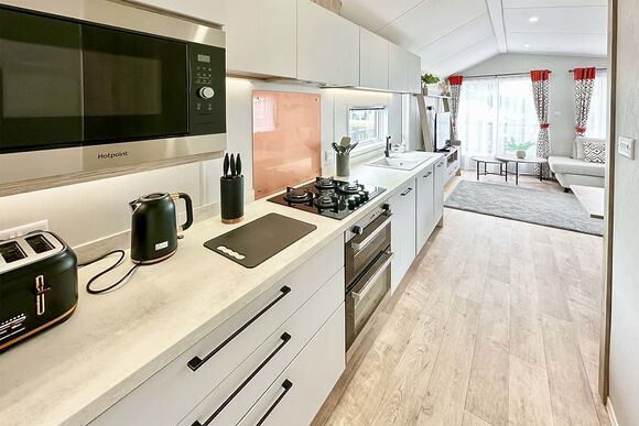 Astoria Caravan Pet Friendly - Pencnwc Holiday Park, Nr New Quay, Cardiganshire