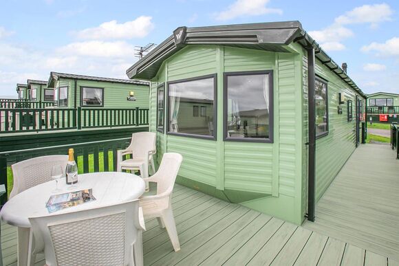 Bronze Caravan with parking - Pendine Sands, Pendine, Nr Carmarthen