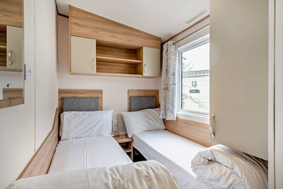 Gold Caravan with parking - Pendine Sands, Pendine, Nr Carmarthen