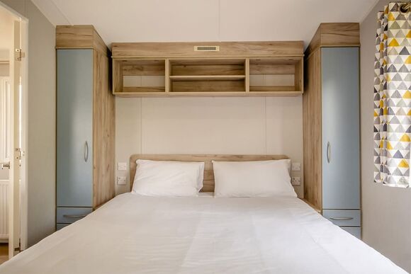 Silver Caravan with parking - Pendine Sands, Pendine, Nr Carmarthen