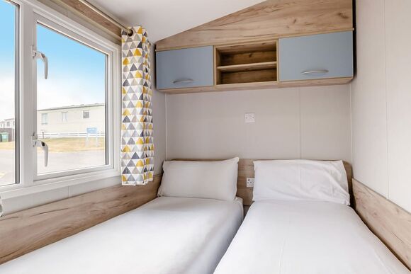 Silver Caravan with parking - Pendine Sands, Pendine, Nr Carmarthen