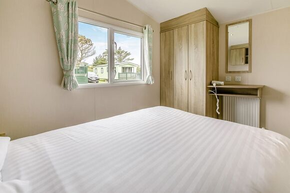Bronze 2 Bedroom Caravan, Sleeps 6. With decking P - Pendine Sands, Pendine, Nr Carmarthen