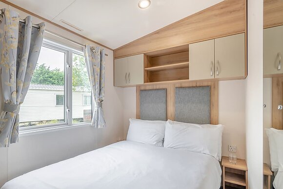 Gold 2 Caravan slps 6 Accessible  parking, decking - Pendine Sands, Pendine, Nr Carmarthen