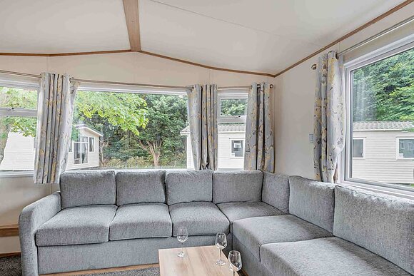 Gold 2 Caravan slps 6 Accessible  parking, decking P - Pendine Sands, Pendine, Nr Carmarthen