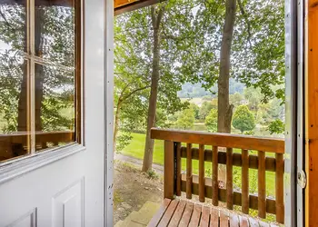 Penllwyn Lodges, Garthmyl, Montgomery