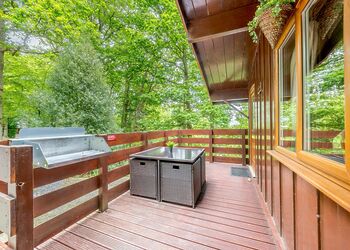 Toft - Penllwyn Lodges, Garthmyl, Montgomery