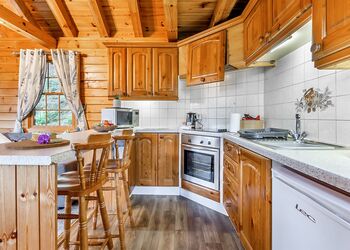 The Hollies - Penllwyn Lodges, Garthmyl, Montgomery