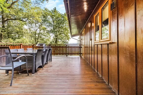 Crow&rsquo;s Nest - Penllwyn Lodges, Garthmyl, Montgomery