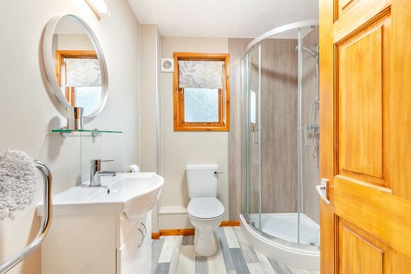 The Murray Spa - Penllwyn Lodges, Garthmyl, Montgomery