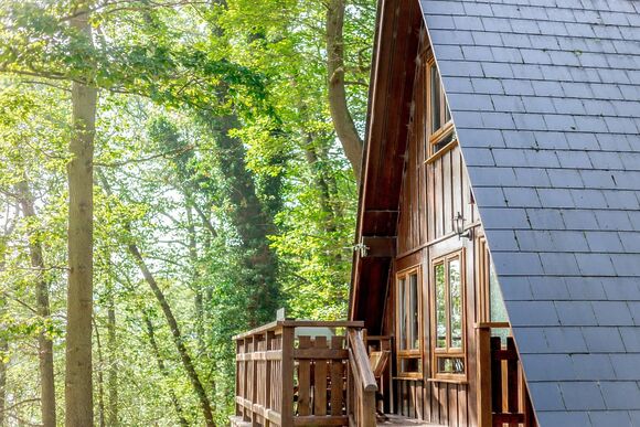 Alpine - Penllwyn Lodges, Garthmyl, Montgomery