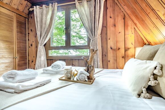 Alpine - Penllwyn Lodges, Garthmyl, Montgomery