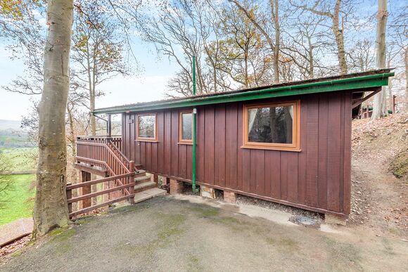 Pines Spa - Penllwyn Lodges, Garthmyl, Montgomery