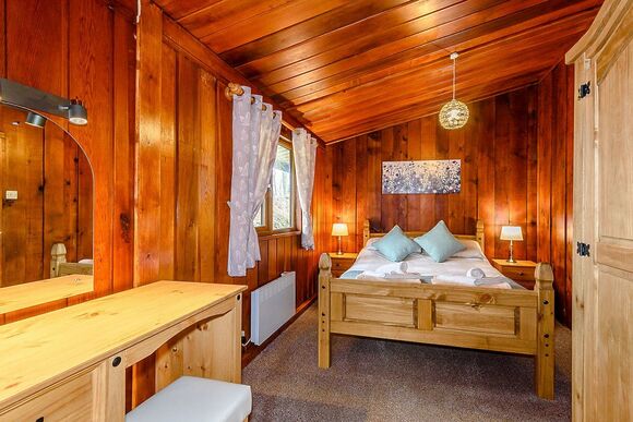 The Sycamores Spa - Penllwyn Lodges, Garthmyl, Montgomery