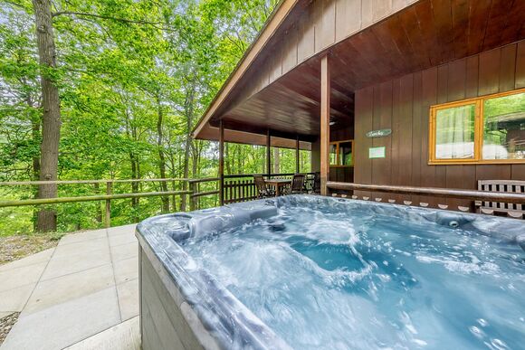 The Larches Spa - Penllwyn Lodges, Garthmyl, Montgomery