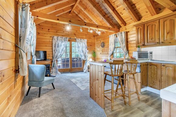 The Hollies - Penllwyn Lodges, Garthmyl, Montgomery