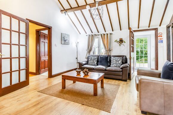 Stablings Cottage - Penllwyn Lodges, Garthmyl, Montgomery