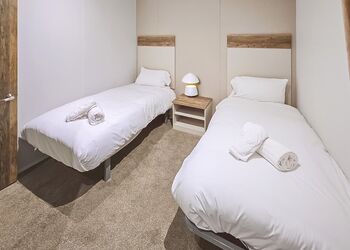 Bran Premier Pet Friendly - Wayfind Pennant Park, Holywell