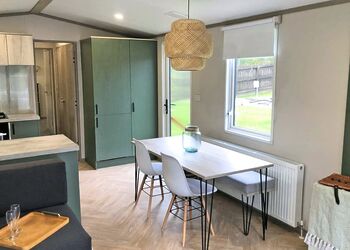 Ogwen Premier - Wayfind Pennant Park, Holywell