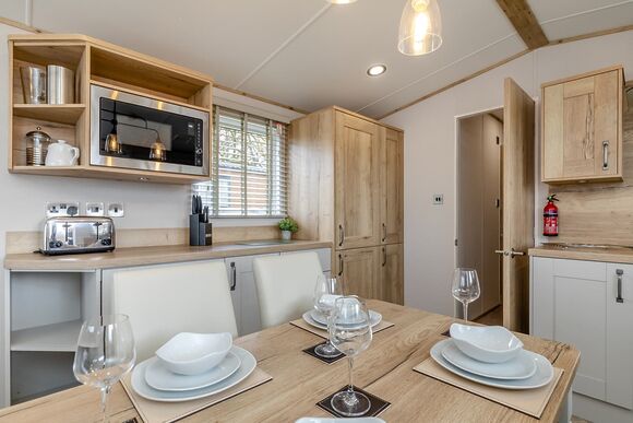 Dinas Pet Friendly - Wayfind Pennant Park, Holywell