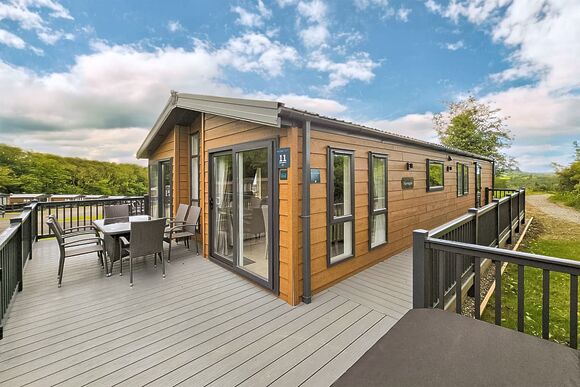 Celyn Premier - Wayfind Pennant Park, Holywell