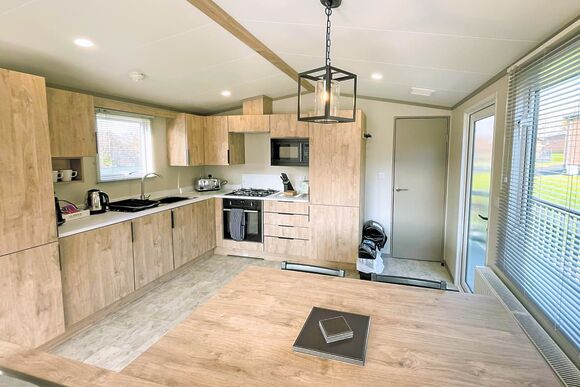 Ogwen Pet Friendly - Wayfind Pennant Park, Holywell