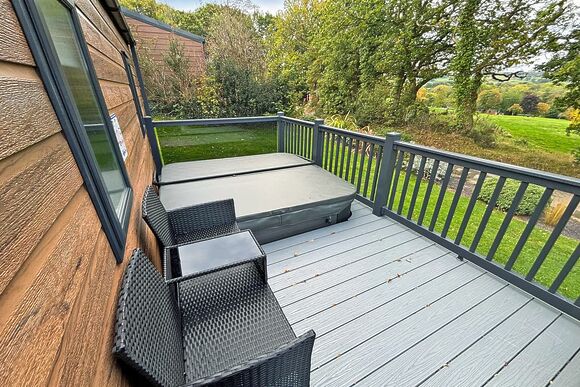 Ogwen Premier (Pet) - Wayfind Pennant Park, Holywell