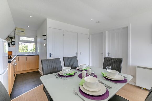 Coombe Lodge No.6 - Penstowe Park Holiday Lodges, Kilkhampton, Bude