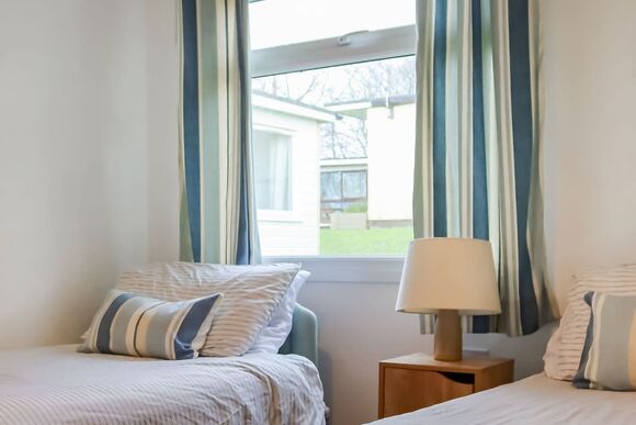 6 The Manor Cabin - Penstowe Park Holiday Lodges, Kilkhampton, Bude