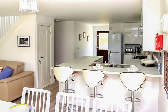 Manor Lodge No 2 - Penstowe Park Holiday Lodges, Kilkhampton, Bude