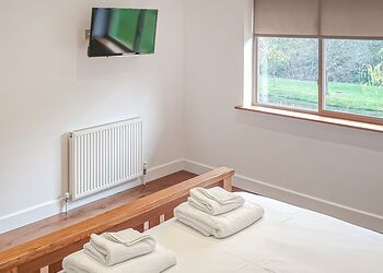 Ottowa Lodge - Penvale Lakes Lodges, Llangollen