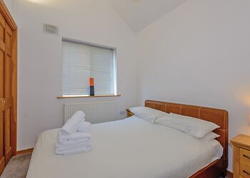 Ontario Lodge - Penvale Lakes Lodges, Llangollen