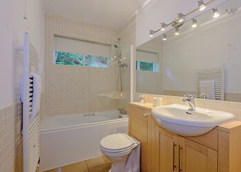 Ontario Lodge - Penvale Lakes Lodges, Llangollen