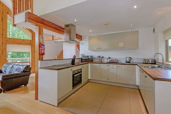 Birches Lodge - Penvale Lakes Lodges, Llangollen