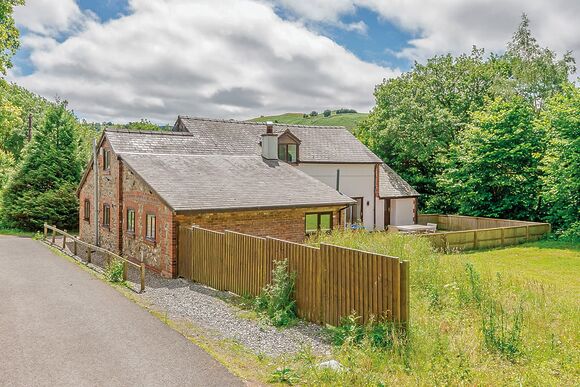Valley View Cottage - Penvale Lakes Lodges, Llangollen