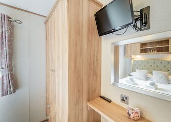 Foxglove 5 Platinum - Pen-y-Garth Lodges, Bala,