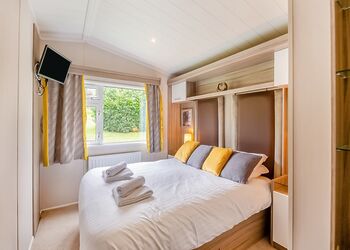 Foxglove 4 Platinum - Pen-y-Garth Lodges, Bala,