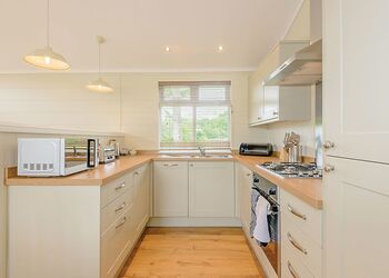 Celyn Retreat - Pen-y-Garth Lodges, Bala,