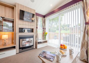 Foxglove 4 Moselle - Pen-y-Garth Lodges, Bala,