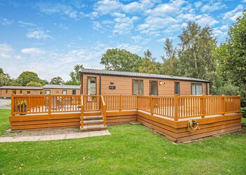 Foxglove 4 Moselle - Pen-y-Garth Lodges, Bala,
