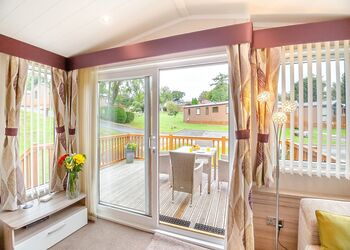 Foxglove 4 Moselle - Pen-y-Garth Lodges, Bala,