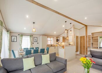 Berwyn Retreat - Pen-y-Garth Lodges, Bala,