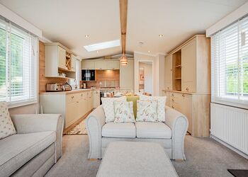 Aran Retreat - Pen-y-Garth Lodges, Bala,