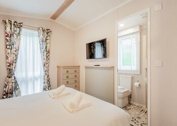 Aran Retreat - Pen-y-Garth Lodges, Bala,