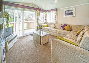 Foxglove 4 Moselle Pet - Pen-y-Garth Lodges, Bala,