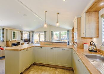 Foxglove 4 Platinum Plus Pet - Pen-y-Garth Lodges, Bala, Gwynedd