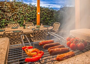 Lliw - Pen-y-Garth Lodges, Bala,