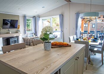 Tryweryn - Pen-y-Garth Lodges, Bala,